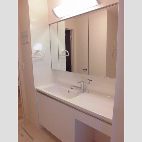 洗面所 (205　洗髪洗面化粧台)