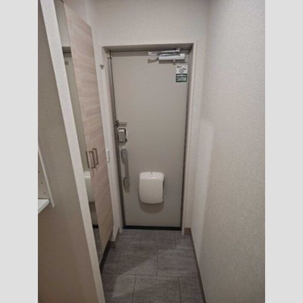 玄関 (玄関)