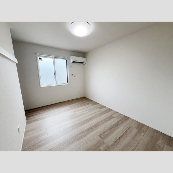 その他 (洋室6帖)