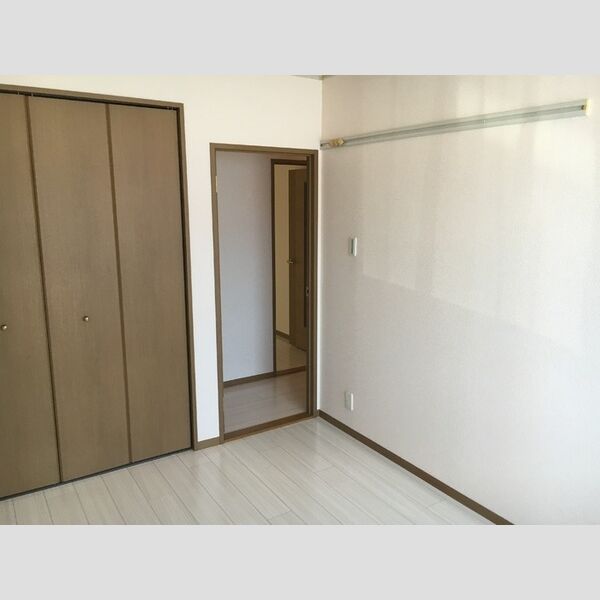 その他 (洋室)