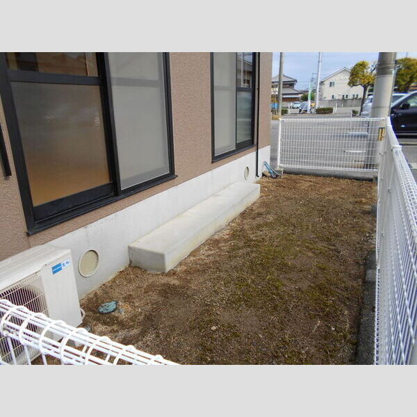 その他 (A102 専用庭)