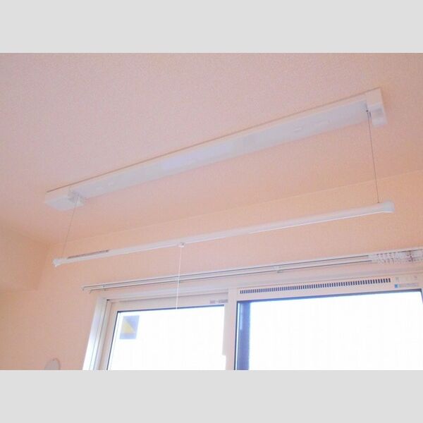 その他 (室内物干し)