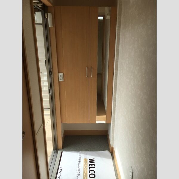 玄関 (シューズボックス)