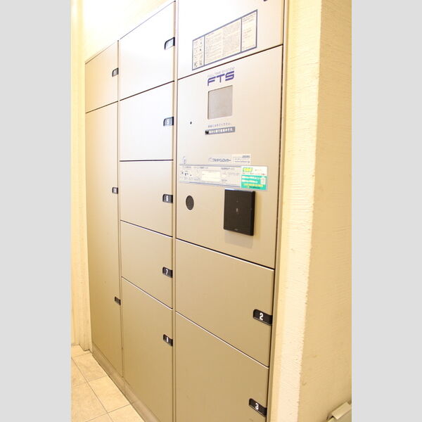 現地周辺 (宅配ボックス)