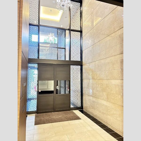 現地周辺 (ロビー)