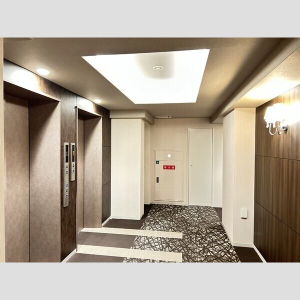 現地周辺 (エレベーター)