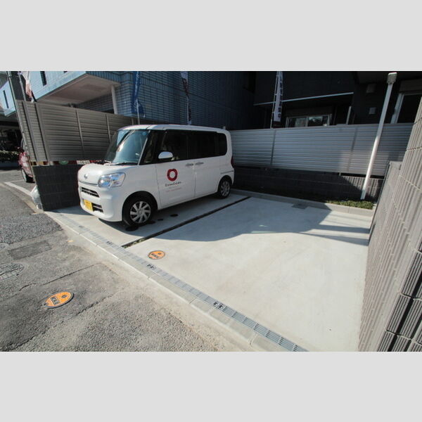 駐車場 (駐車場)