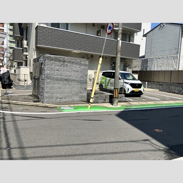 駐車場 (駐車場)