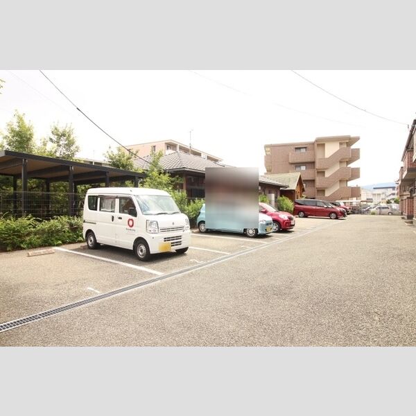 駐車場 (駐車場)