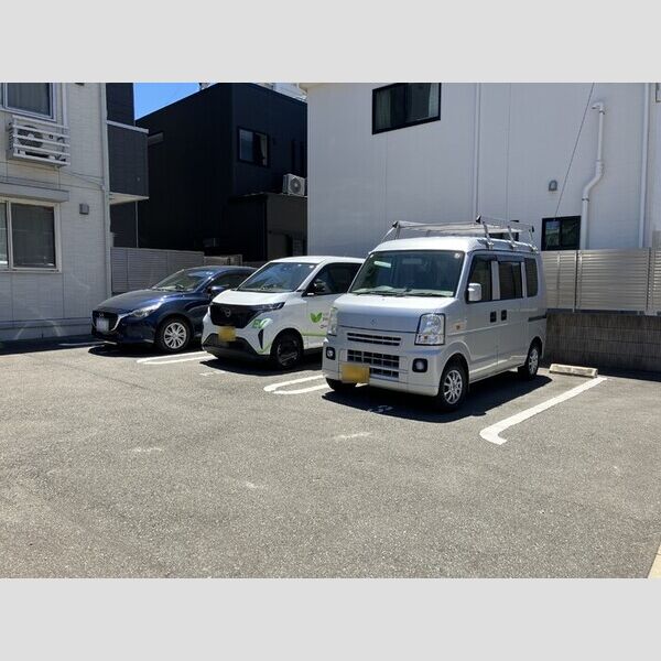 駐車場 (駐車場)