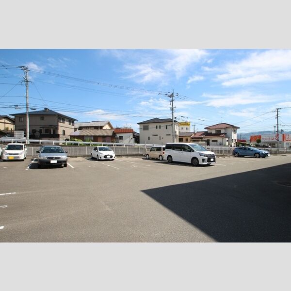 駐車場 (駐車場)
