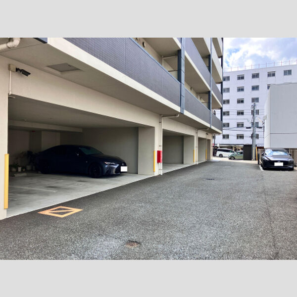 駐車場 (駐車場)