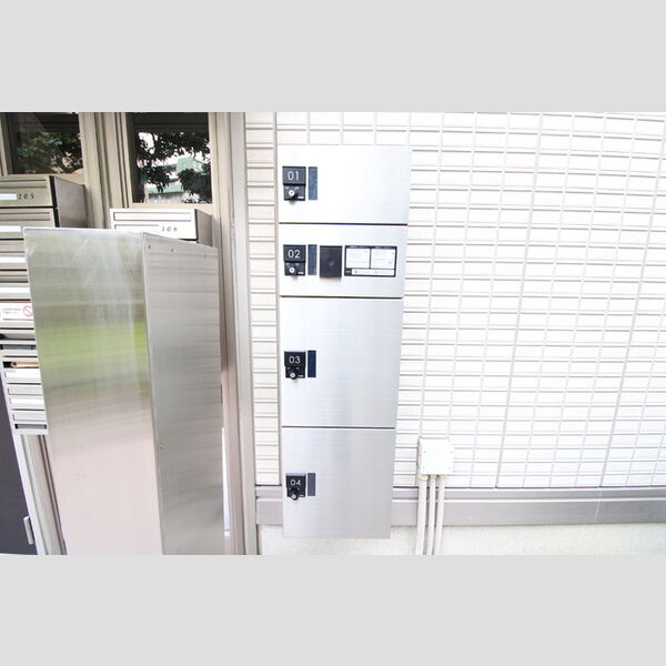 現地周辺 (宅配ボックス)