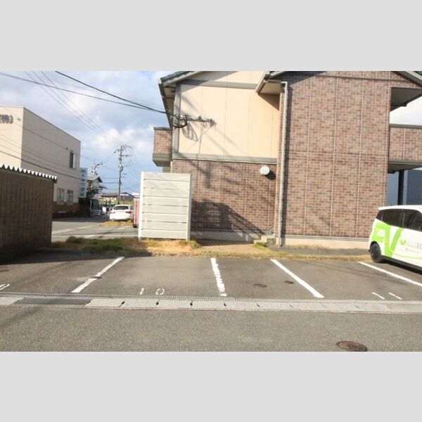 駐車場 (駐車場)