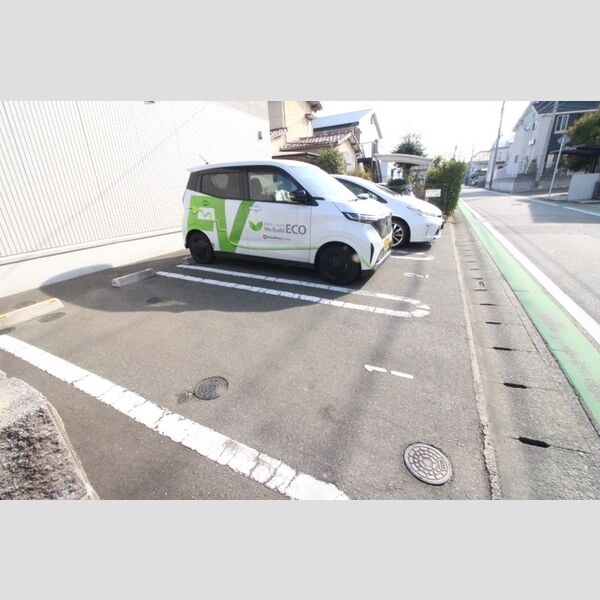駐車場 (駐車場)