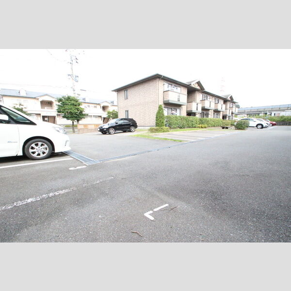 駐車場 (駐車場)