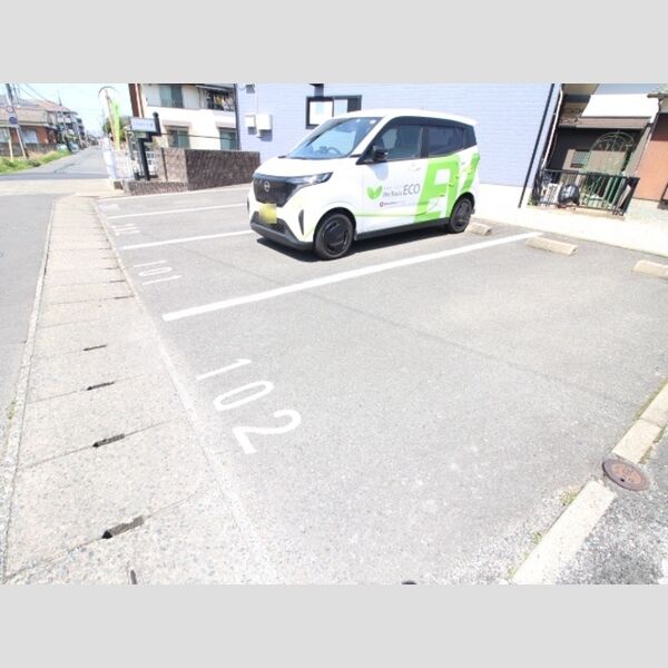 駐車場 (駐車場)