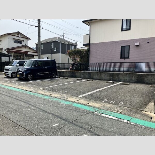 駐車場 (駐車場)