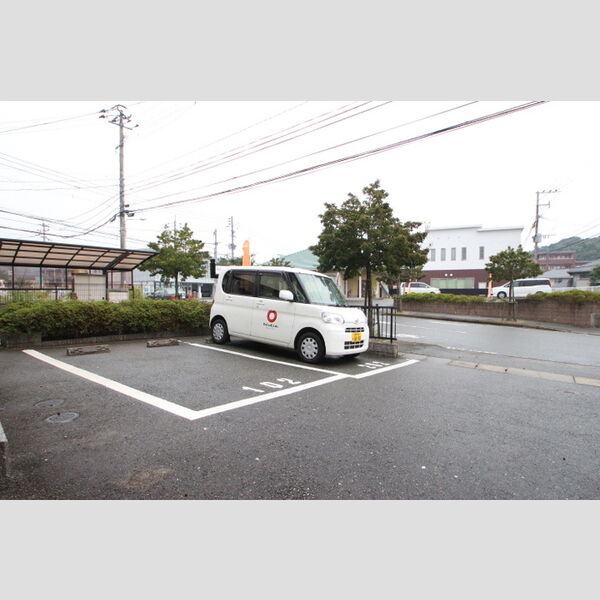 駐車場 (駐車場)