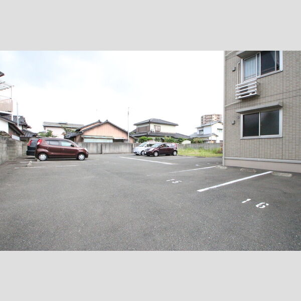 駐車場 (駐車場)