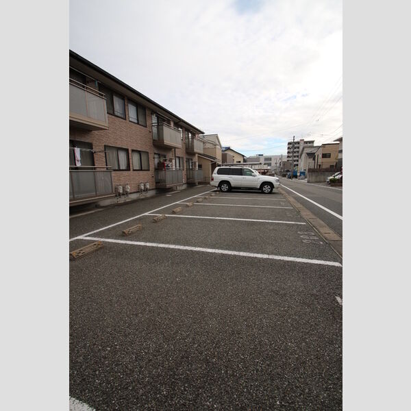 駐車場 (駐車場)