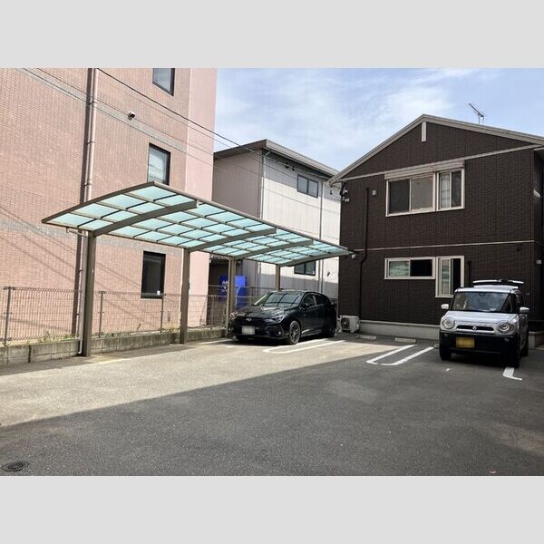 駐車場 (駐車場)