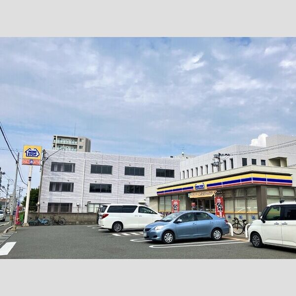 現地周辺 (ミニストップ博多板付4丁目店(363m))