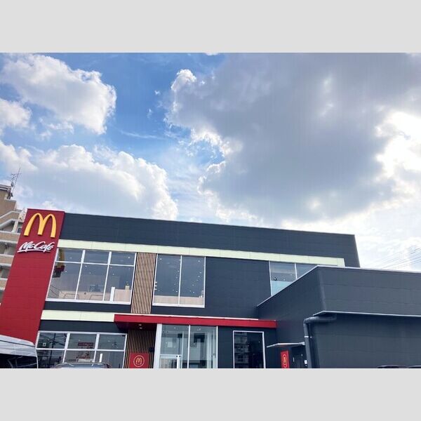 現地周辺 (マクドナルド諸岡店(734m))