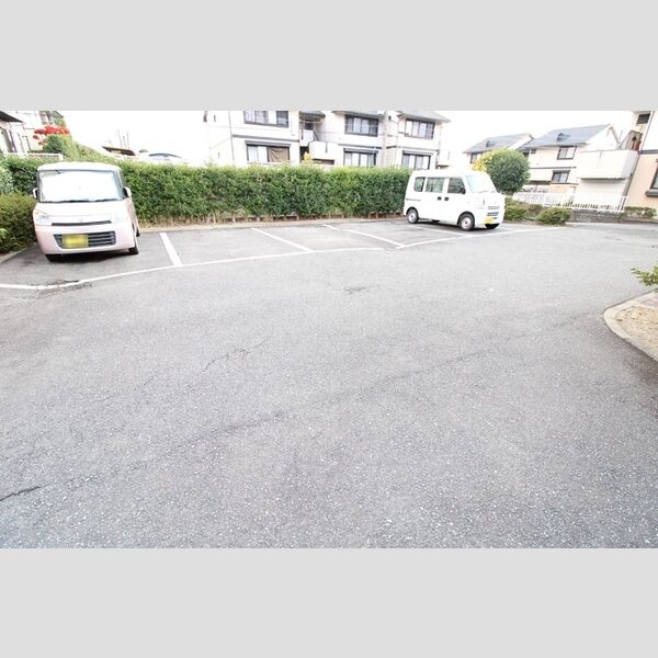 駐車場 (駐車場)
