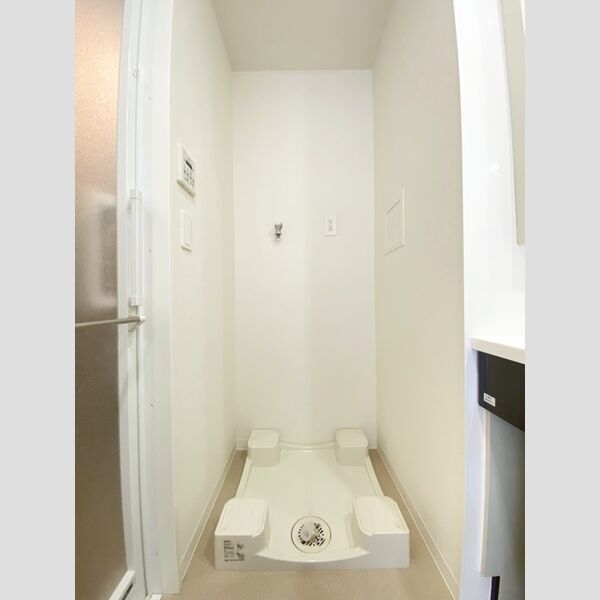 その他 (室内洗濯機置場)