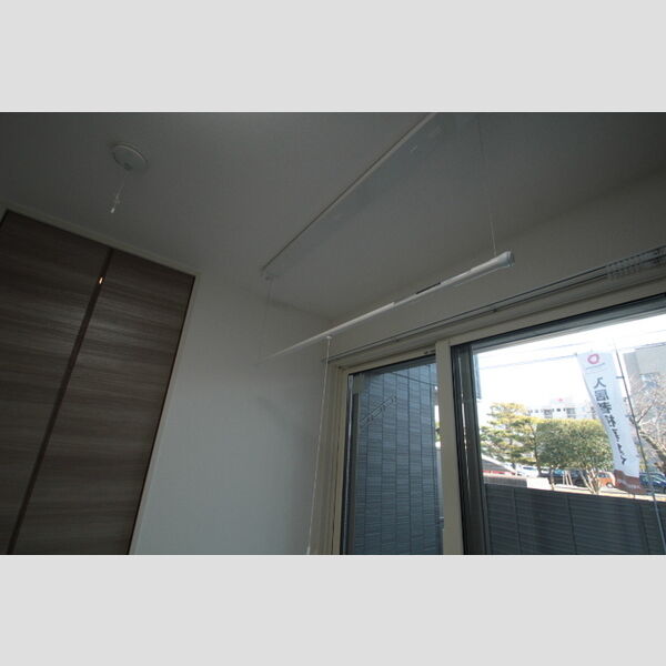 その他 (102　室内物干し)