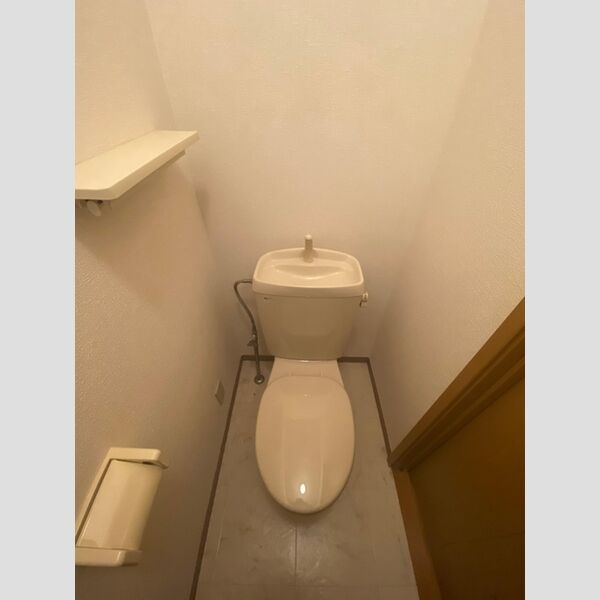 トイレ (202　トイレ)