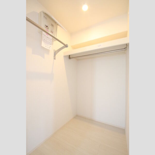 収納 (203　ウォークインクローゼット)