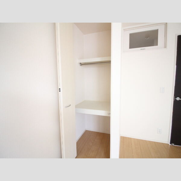 その他 (クローゼット)