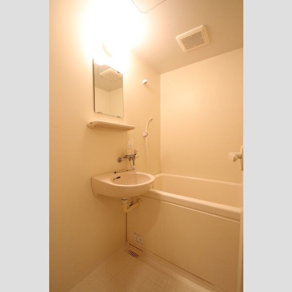 バス (302　浴室)