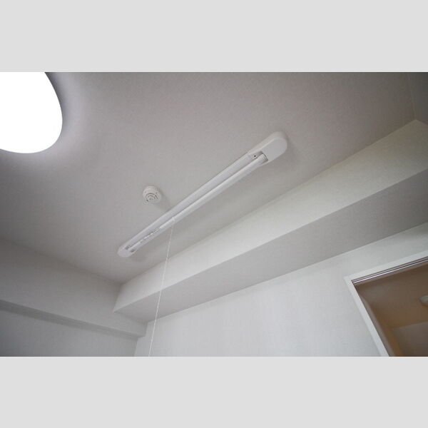 その他 (1001　室内物干し)