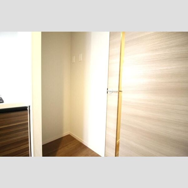 その他 (606　冷蔵庫置場)