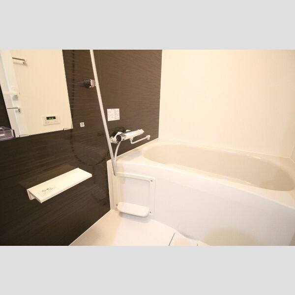 バス (606　バス)