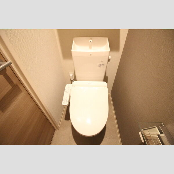 トイレ (902　トイレ)