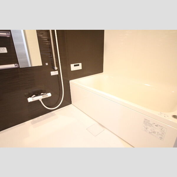 バス (403　バス)