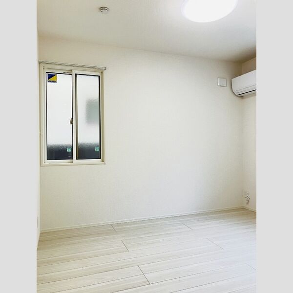 その他 (洋室5.8帖)