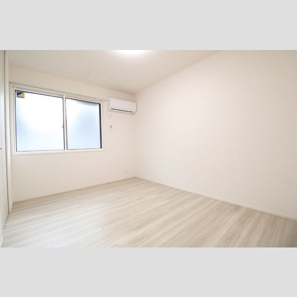 その他 (洋室5.6帖)