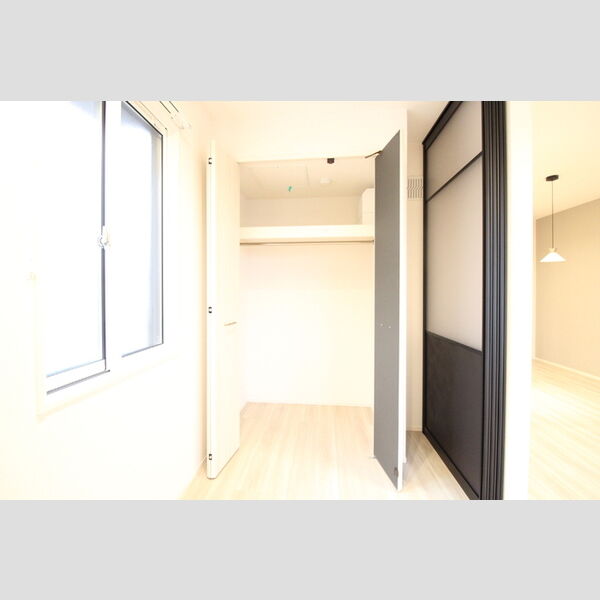 その他 (クローゼット)