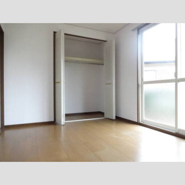 居室・リビング (101洋室)