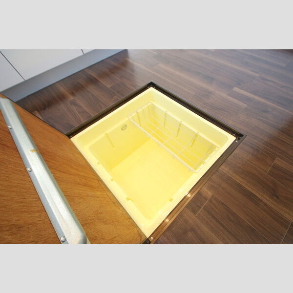 その他 (床下収納)