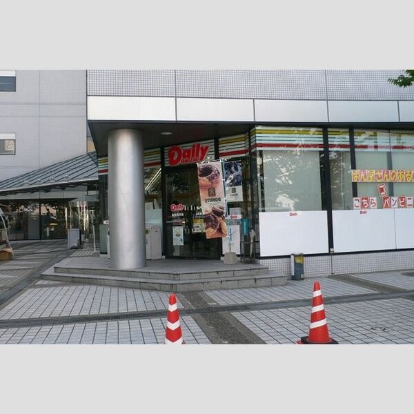 現地周辺 (デイリーヤマザキ福岡長浜店 (91m))