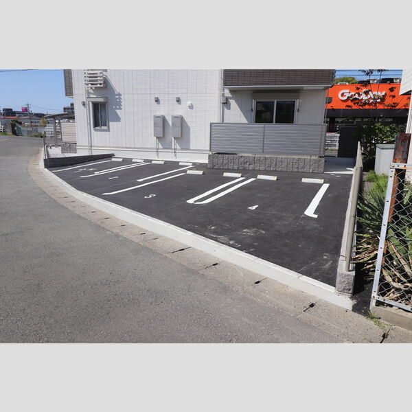駐車場 (駐車場)