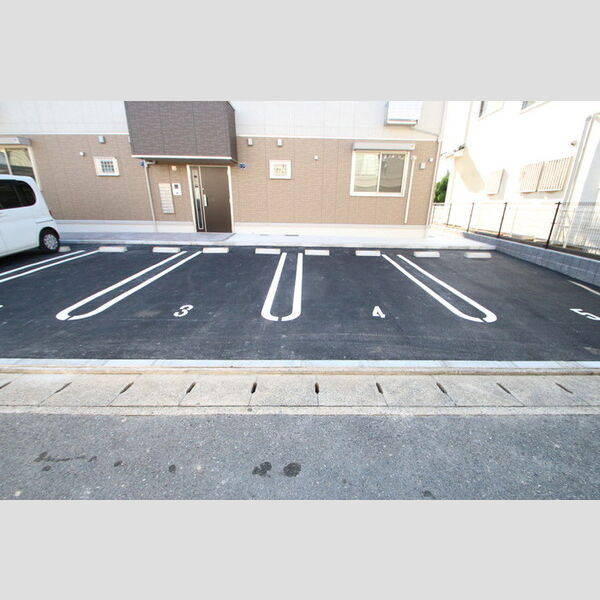 駐車場 (駐車場)