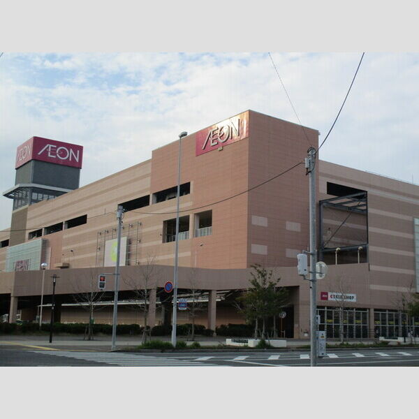 現地周辺 (イオンモール　福岡伊都店　605.2m)