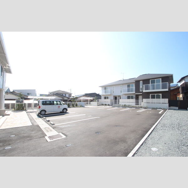 駐車場 (駐車場)